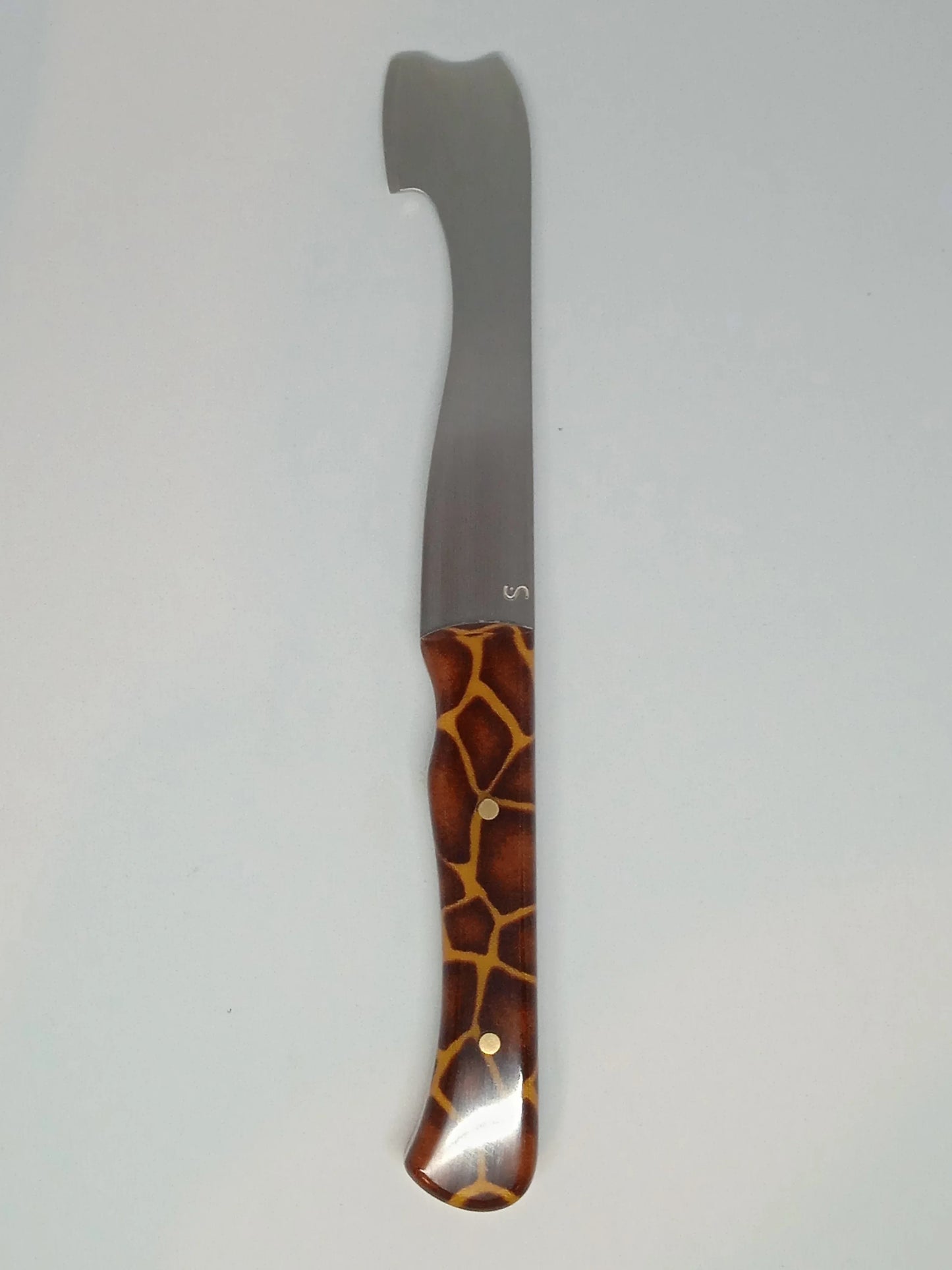 "The Giraffe" stake